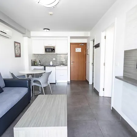 Servatur Castillo De Sol Apartmanhotel